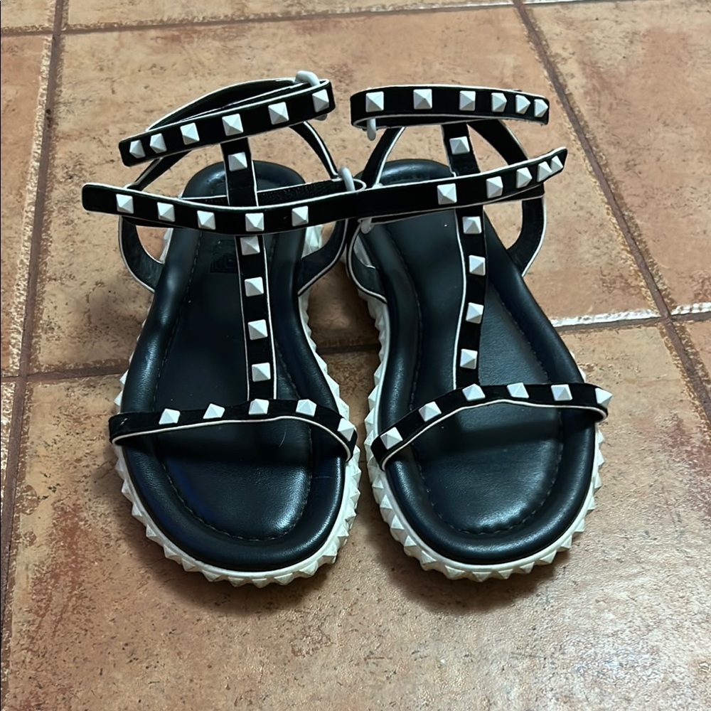 Valentino Rockstud Gladiator Sandals Size 8